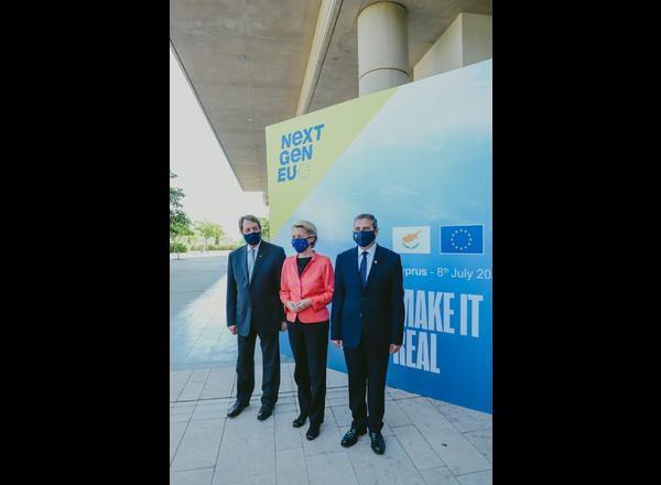 CEREMONY FOR THE RECOVERY AND RESILIENCE PLAN FROM THE PRESIDENT OF TH EUROPEAN COMMISSION